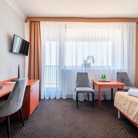 Hotel Wodnik Twoj Hotel Z Widokiem Na Morze Ustronie Morskie Bagian luar foto