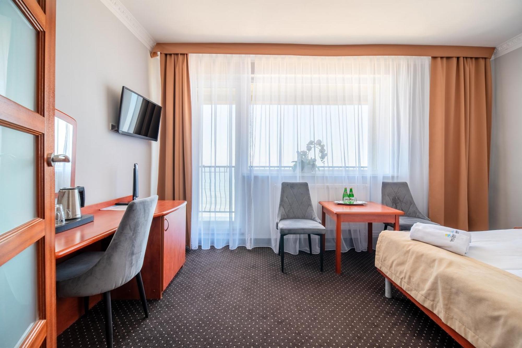 Hotel Wodnik Twoj Hotel Z Widokiem Na Morze Ustronie Morskie Bagian luar foto